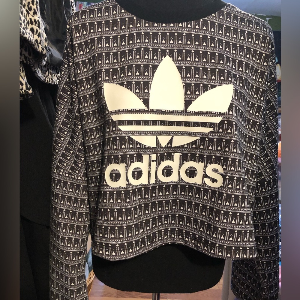 Adidas Women's Black and White Logo Cropped Top - Picture 9 of 9